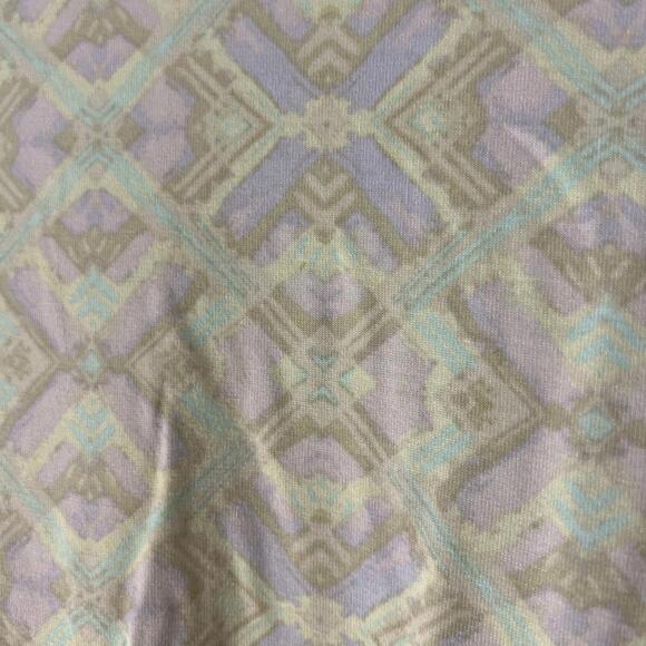 LuLaRoe Irma Tunic Top Shirt Fitted Sleeves High Low Loose Purple Gray Small NWT - Picture 5 of 10